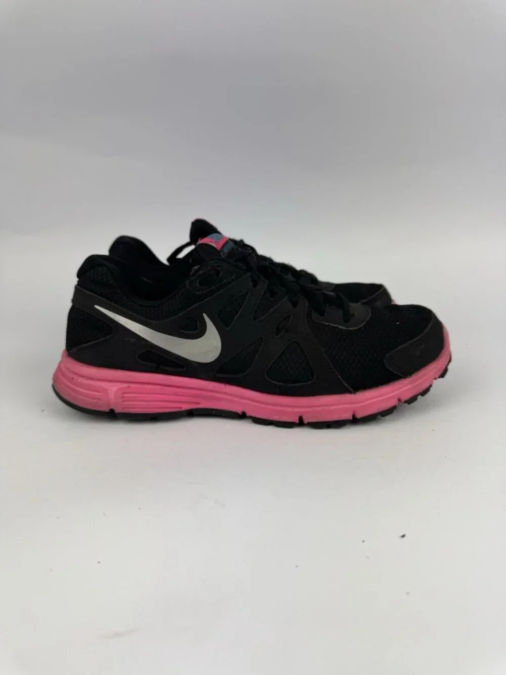 NIKE Lunar Forever Girl’s Black/Pink Sneakers Size US 5Y
